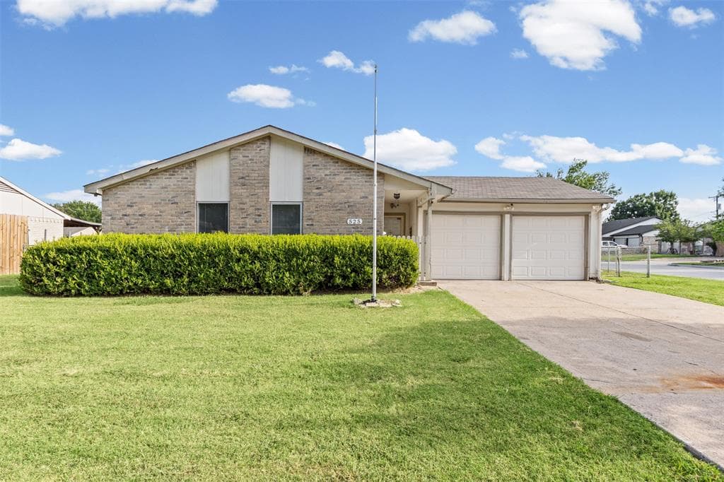 525 Alva Dr