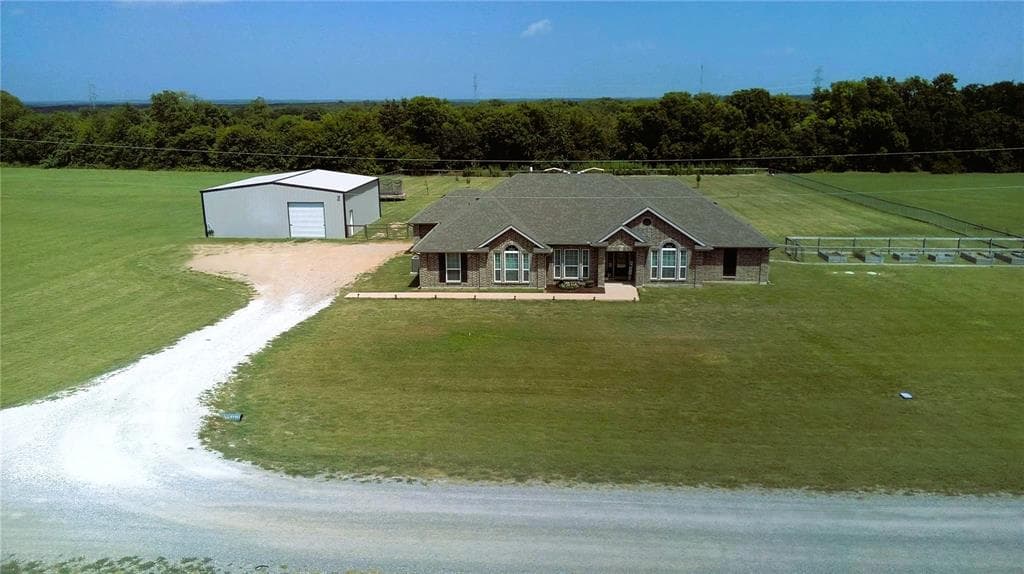 496 Marshall Cir