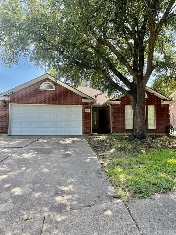 1623 Allen Dr