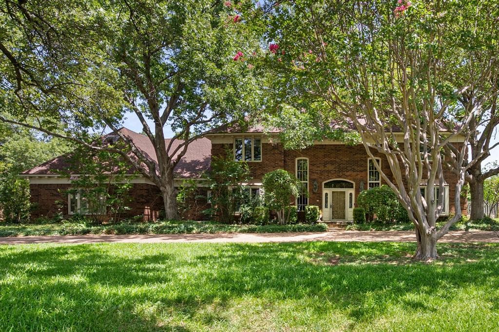 2520 Norwood Dr