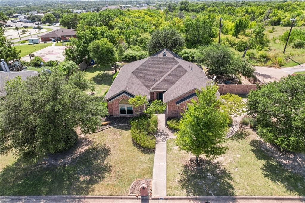 400 Rolling Hills Dr
