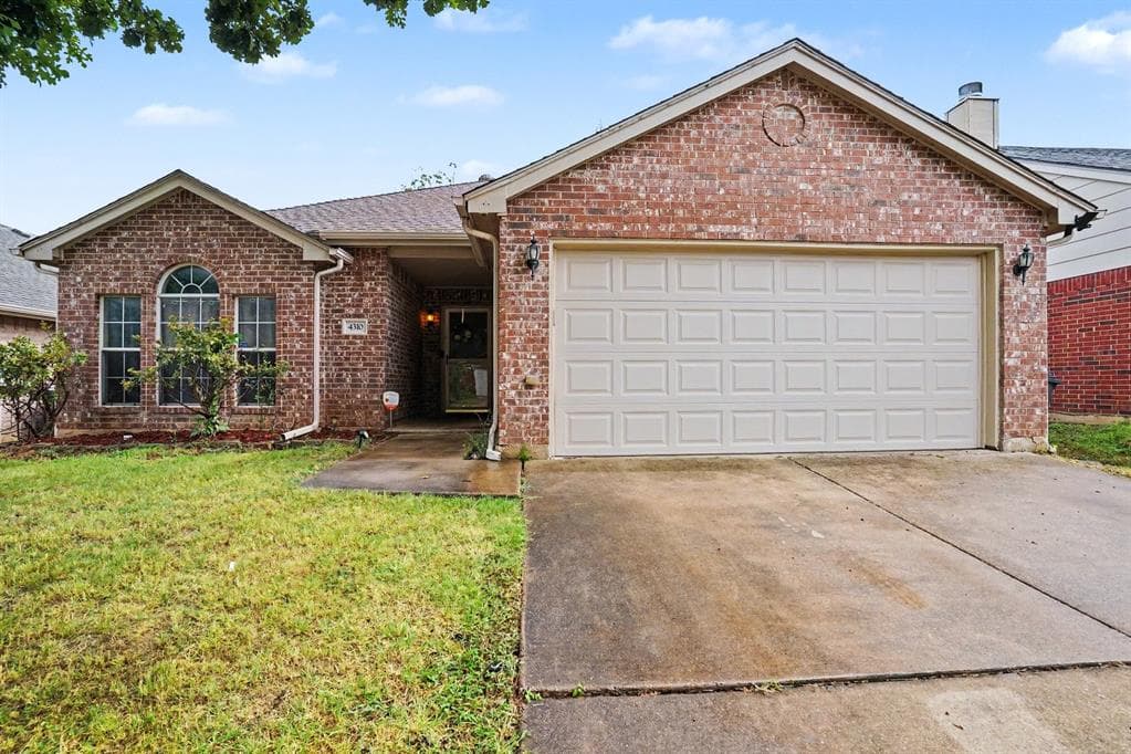 4310 Quail Field Dr