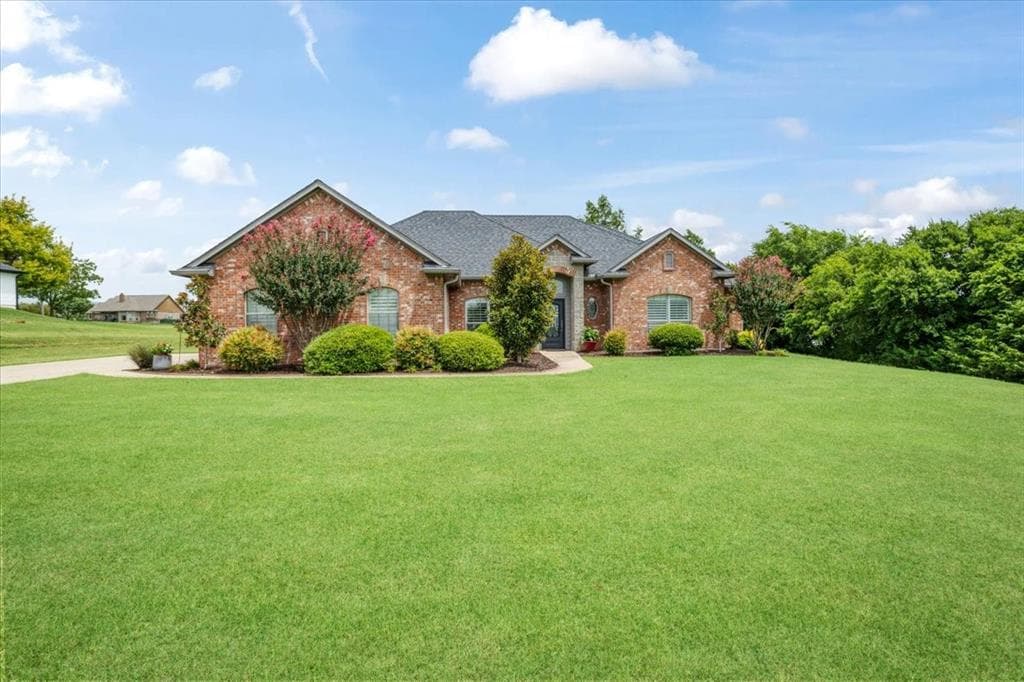 146 Derby Dr