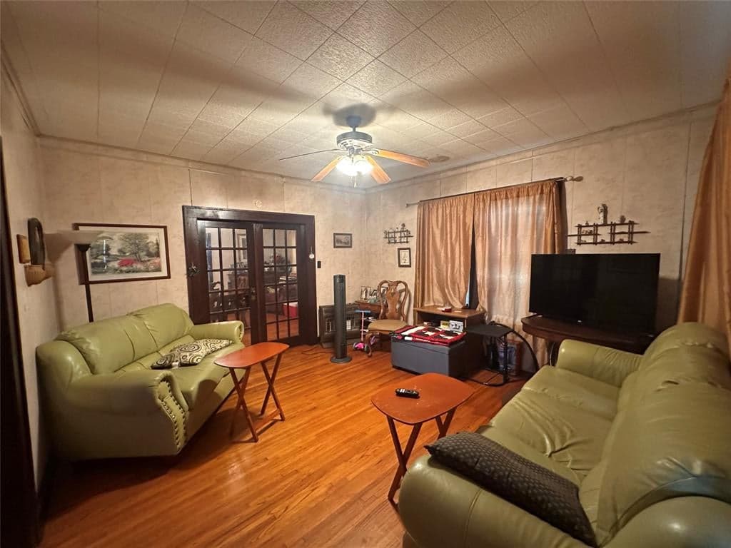 Gallery image 3