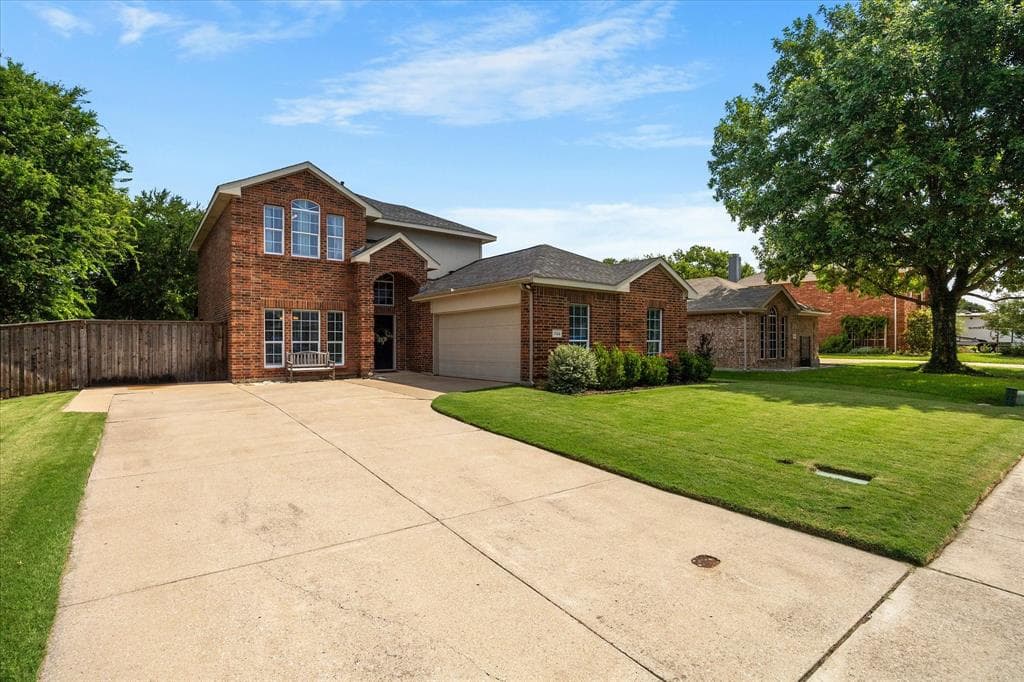 1709 Rushing Way