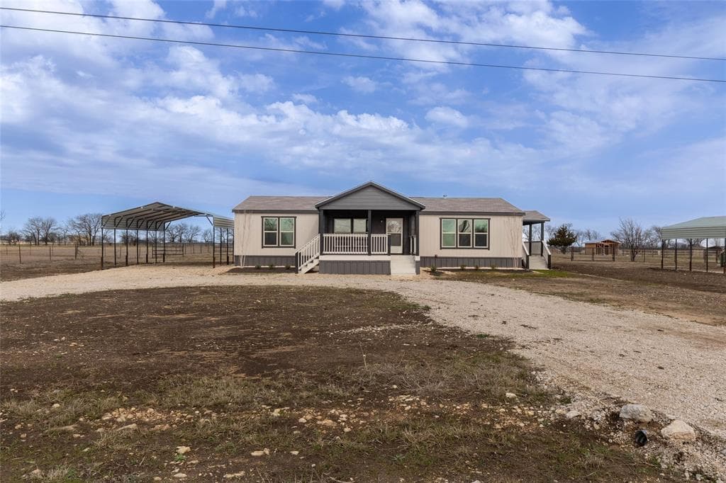 9180 Palmer Ln