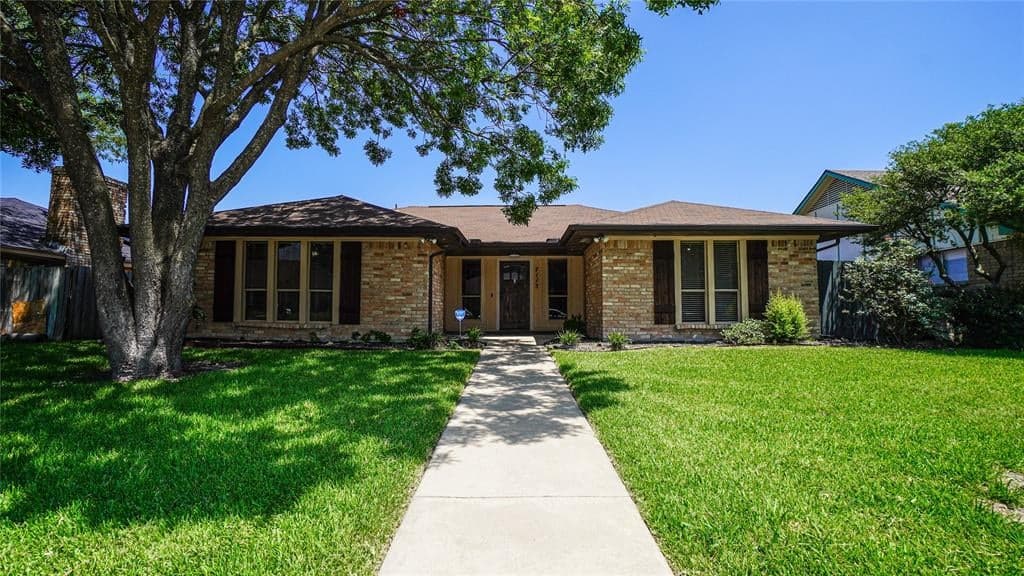 7113 Ridgeview Dr