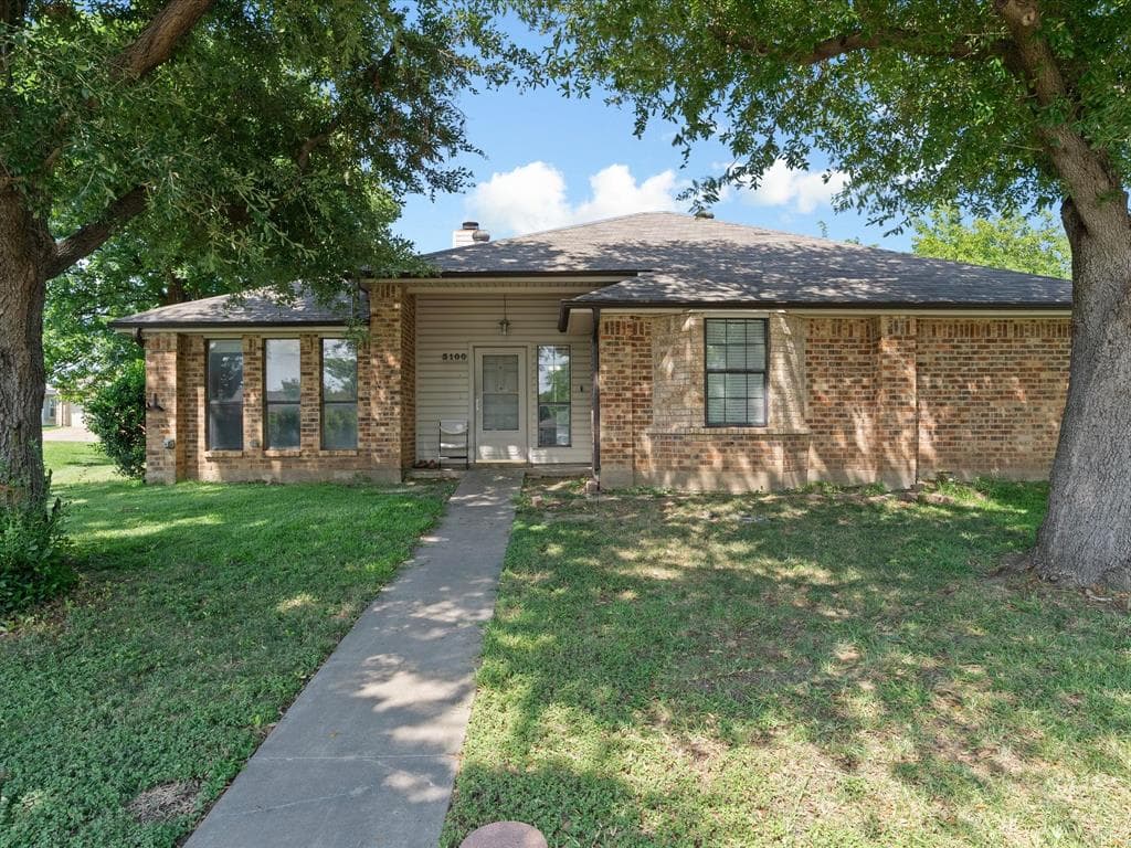 3100 Shadywood Ct