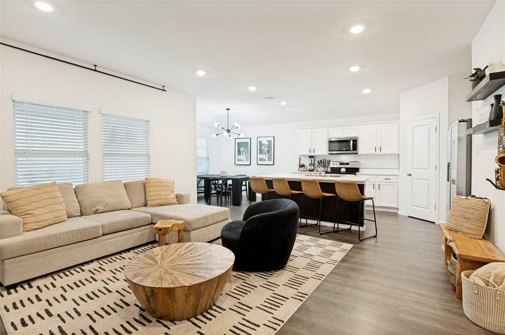 1957 Duskwood Dr