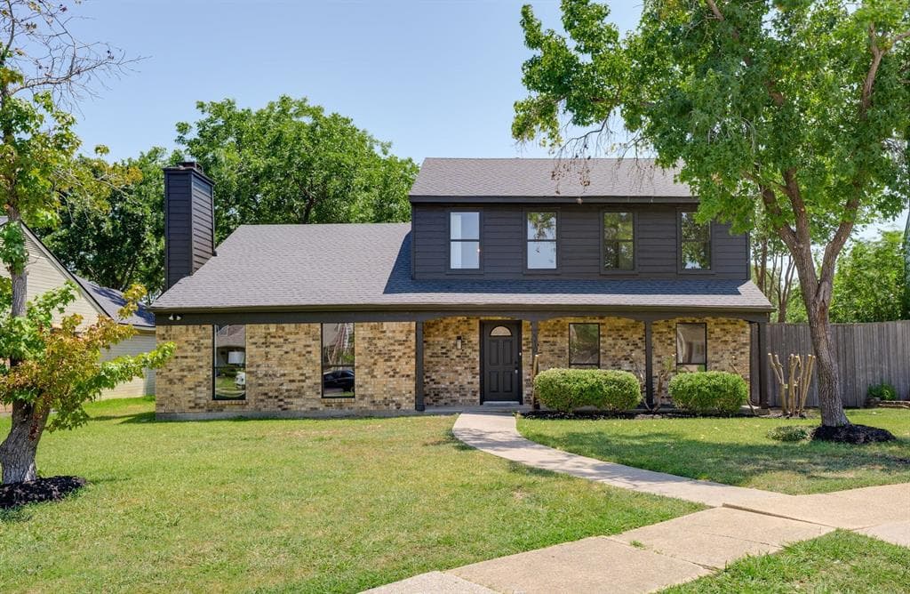 2310 Sweetbriar Ct