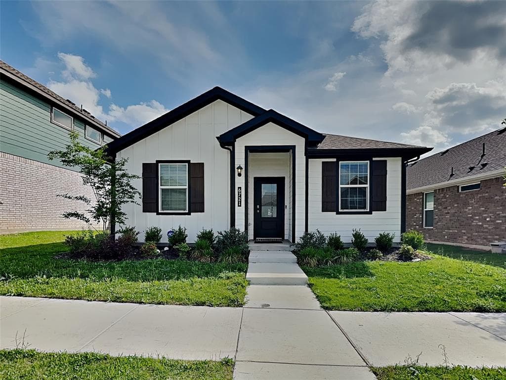 6721 Lake Overlook Dr