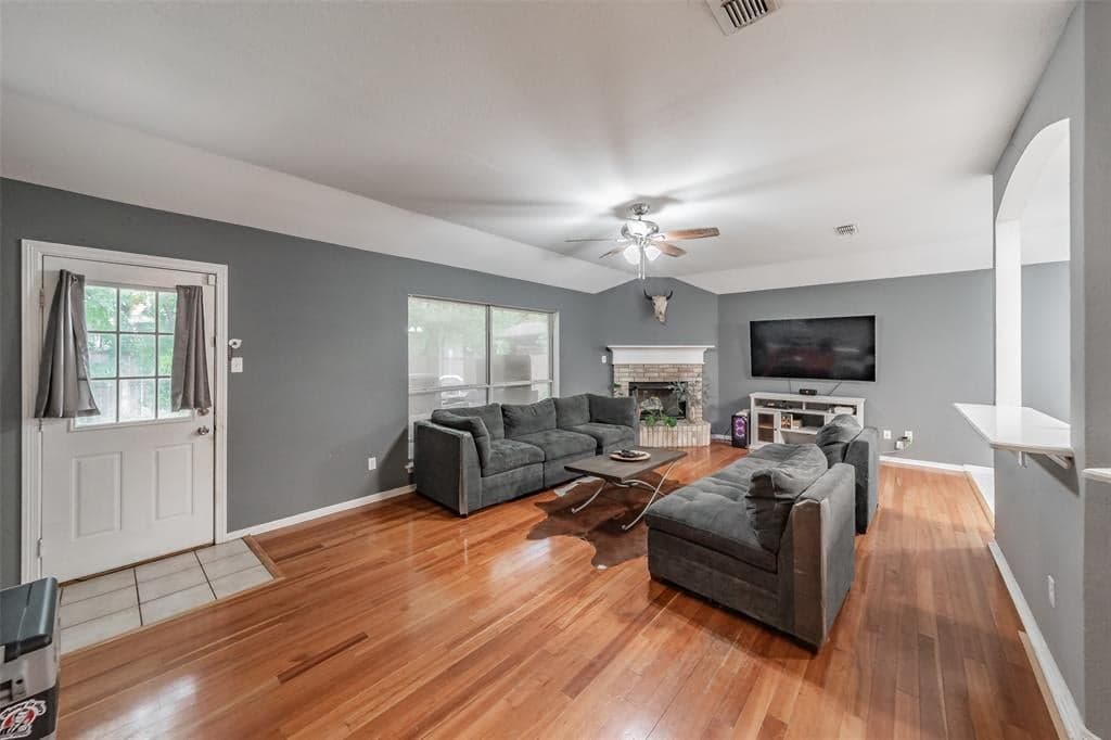 Gallery image 4
