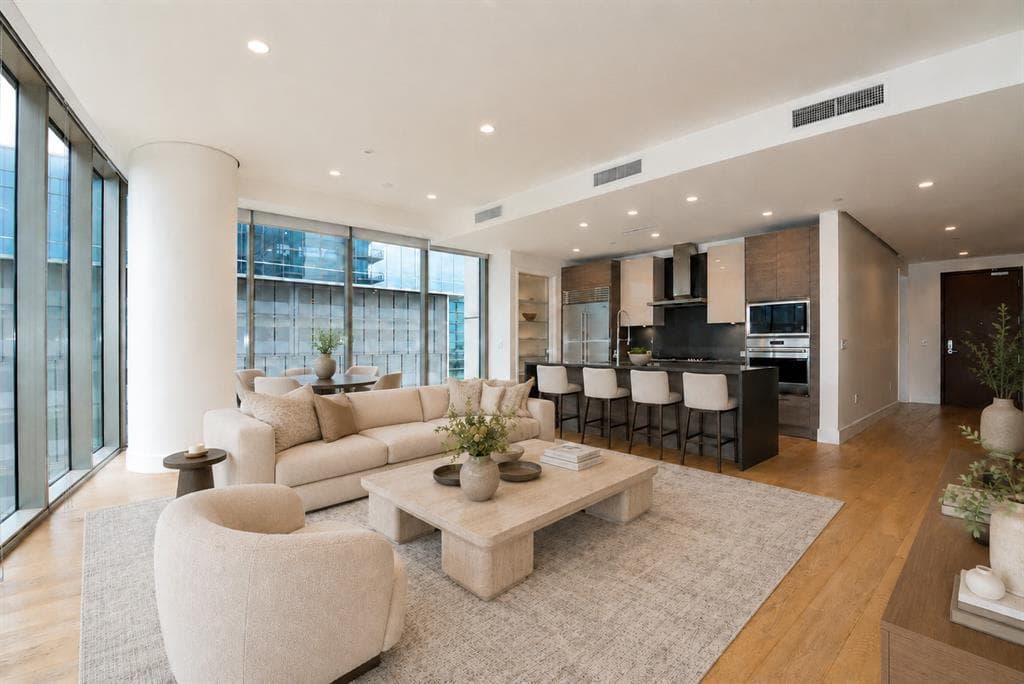 7901 Windrose Ave Apt 603