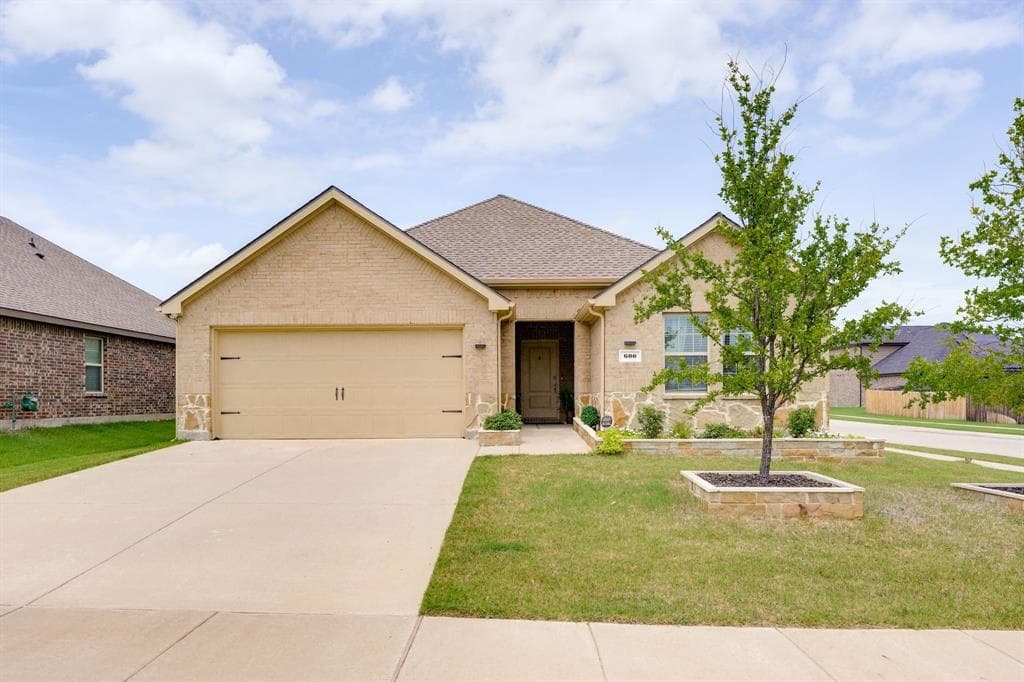 600 Auburn Forest Dr