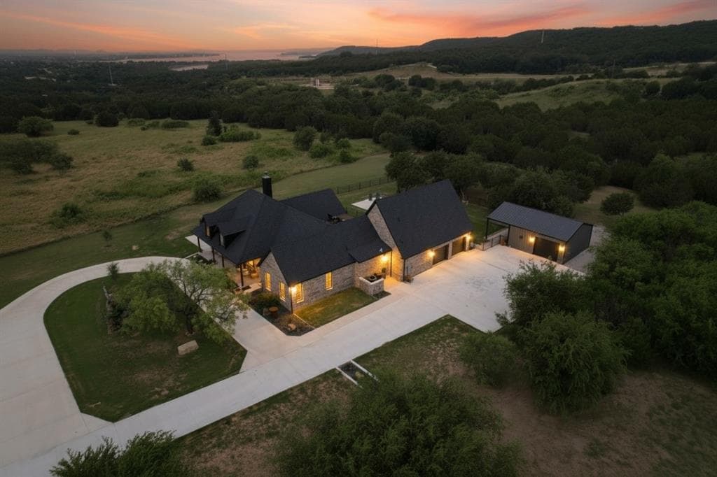 2125 Canyon Wren Loop