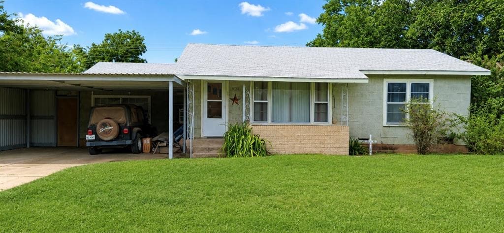1008 W Elm St
