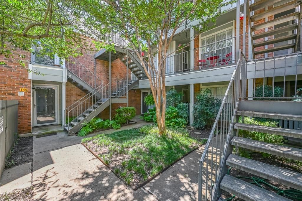 3210 S Fielder Rd Apt 211