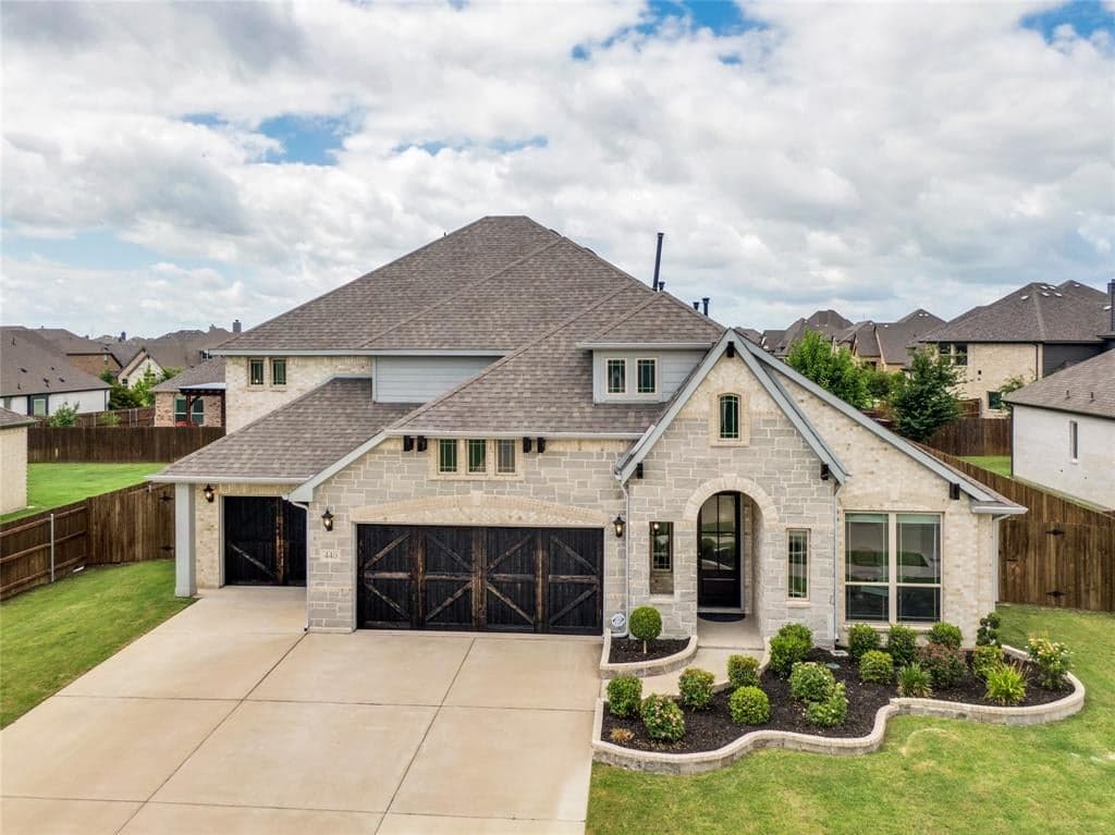 440 Brushwood Ln