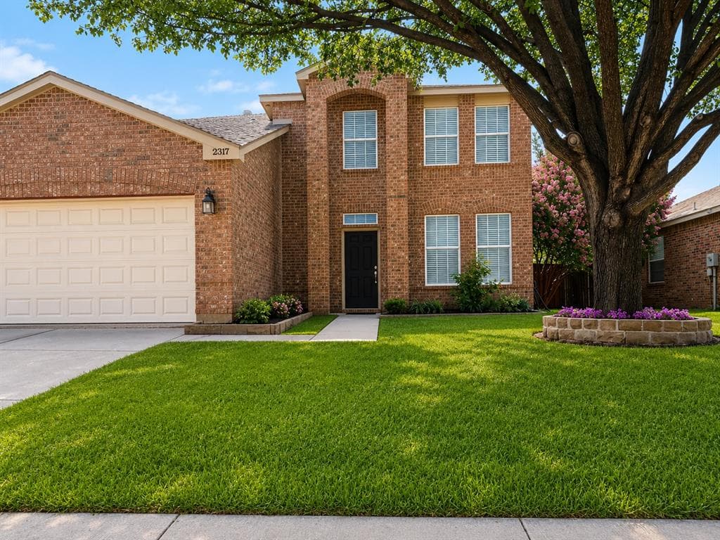 2317 Basswood Dr