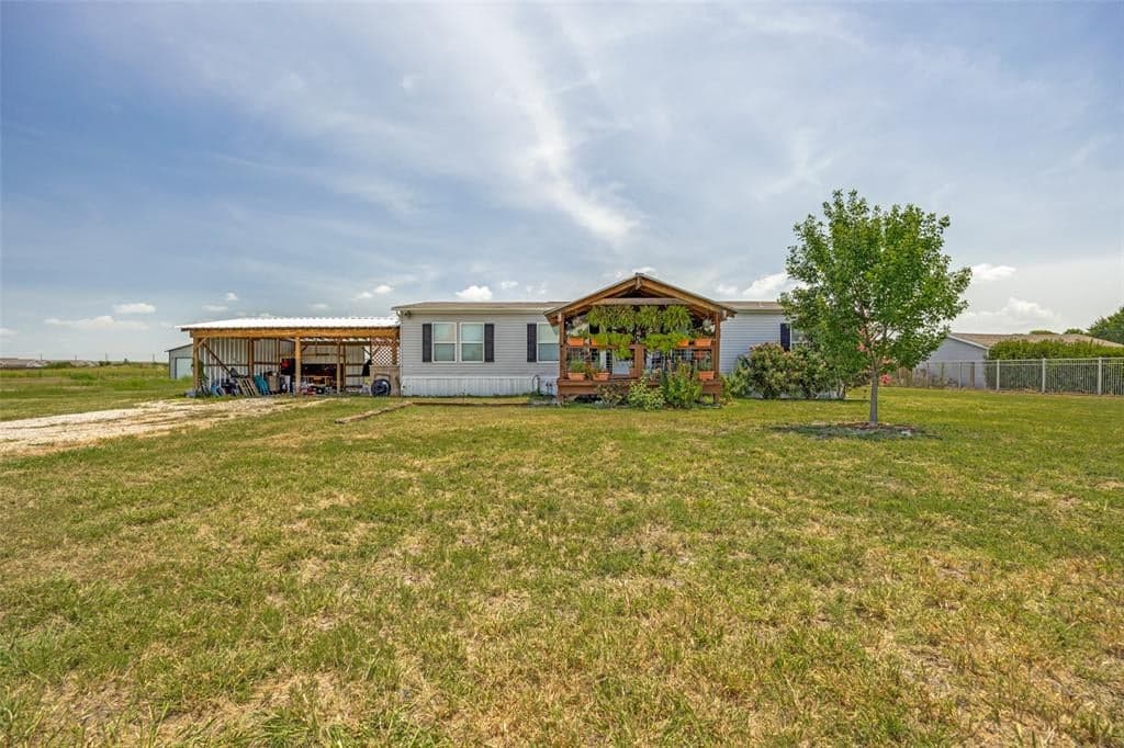 6705 Andrew Ct