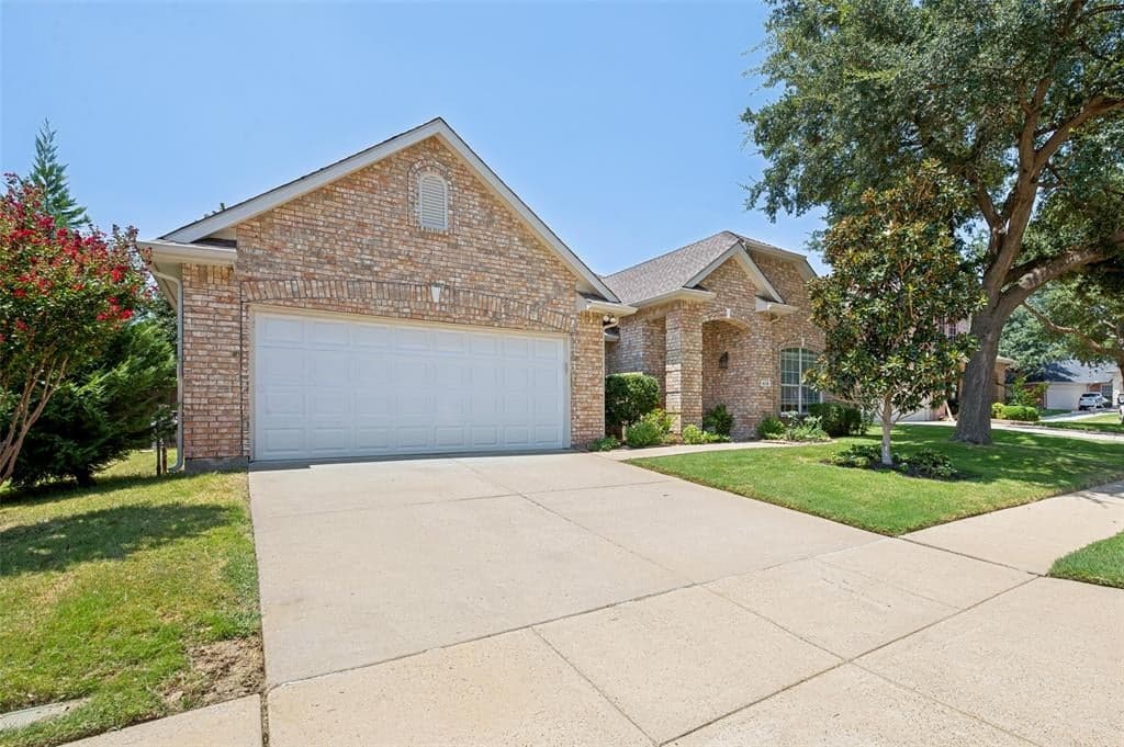 415 Patricia Ln