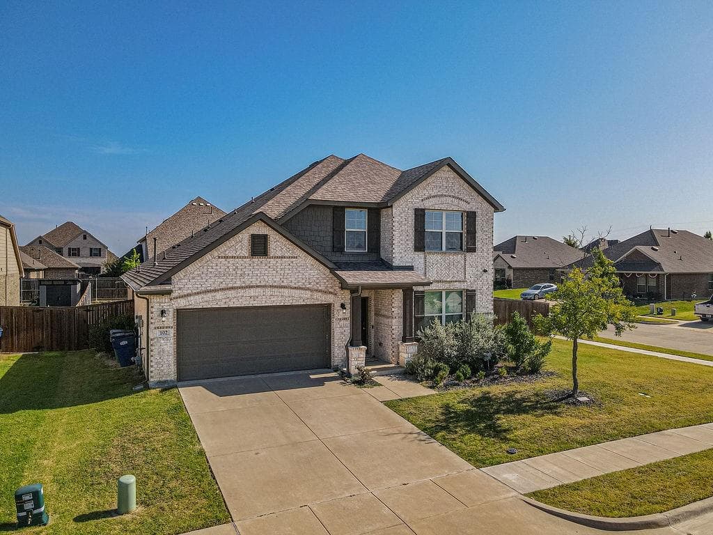 102 Highedge Dr