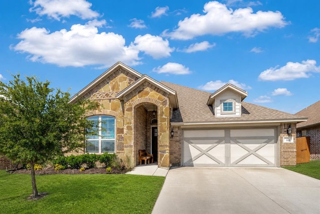 512 Sagebrush Ct