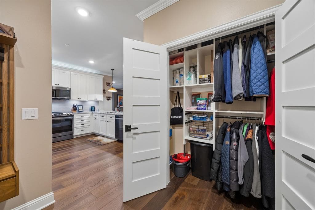 Gallery image 4