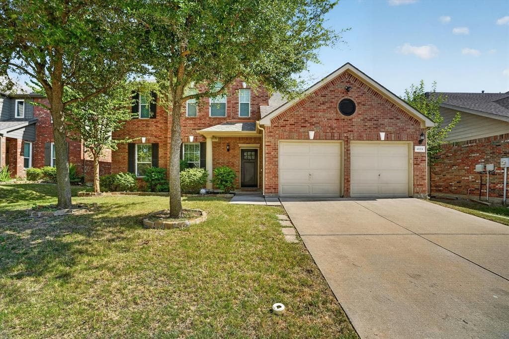4824 Red Velvet Rd