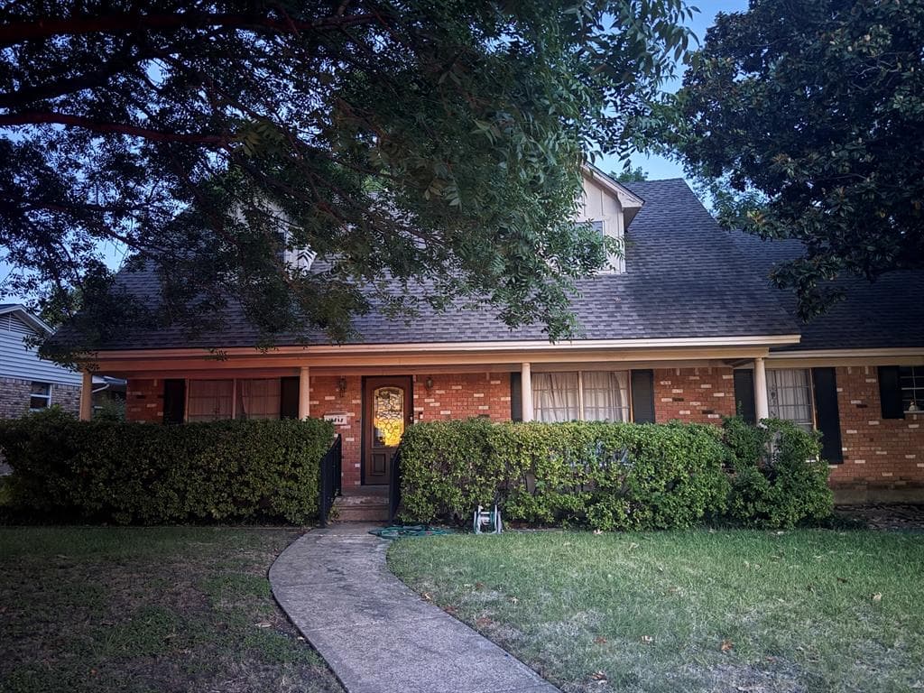 13640 Rolling Hills Ln