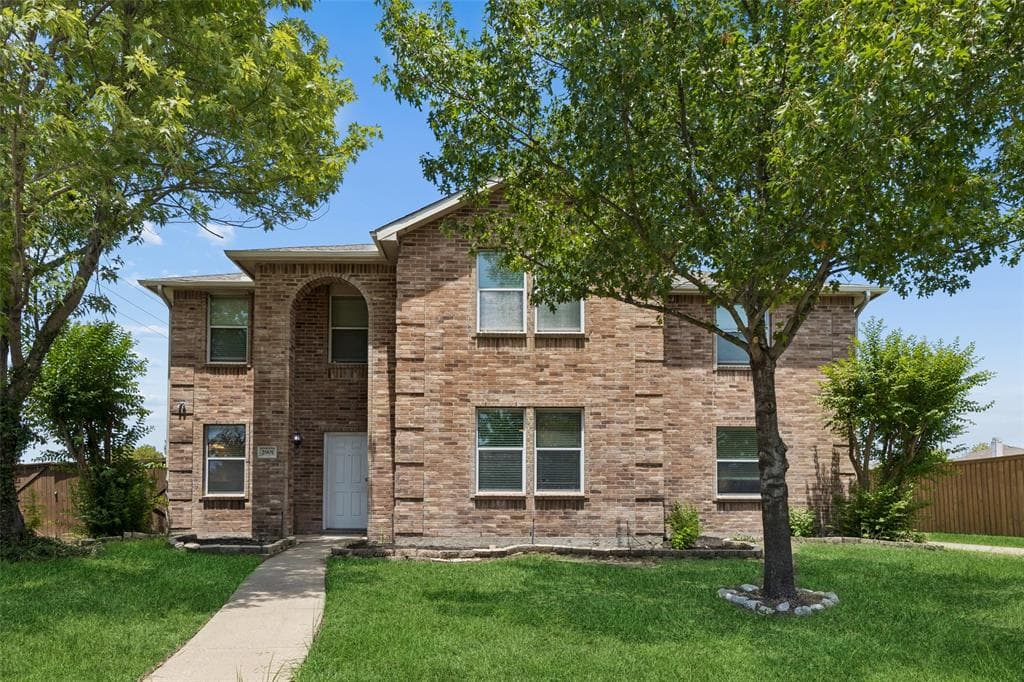 2901 Montague Trl