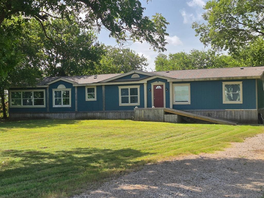 1120 Battle Lake Rd
