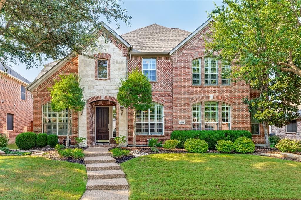 1021 Bandelier Dr