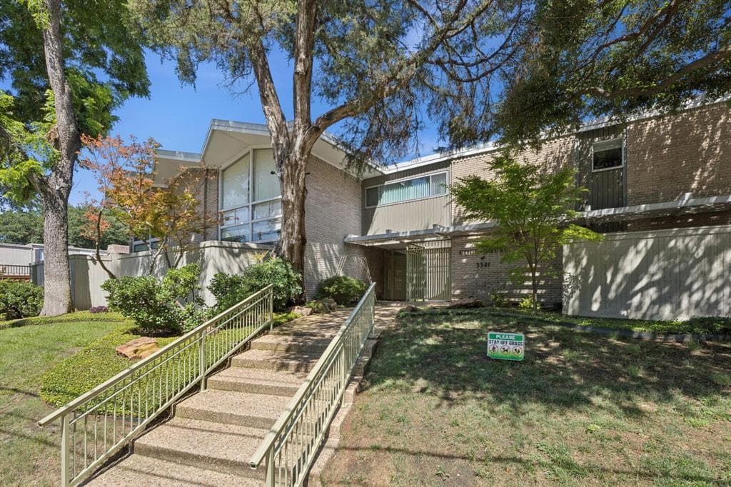 3321 Cole Ave Apt 116