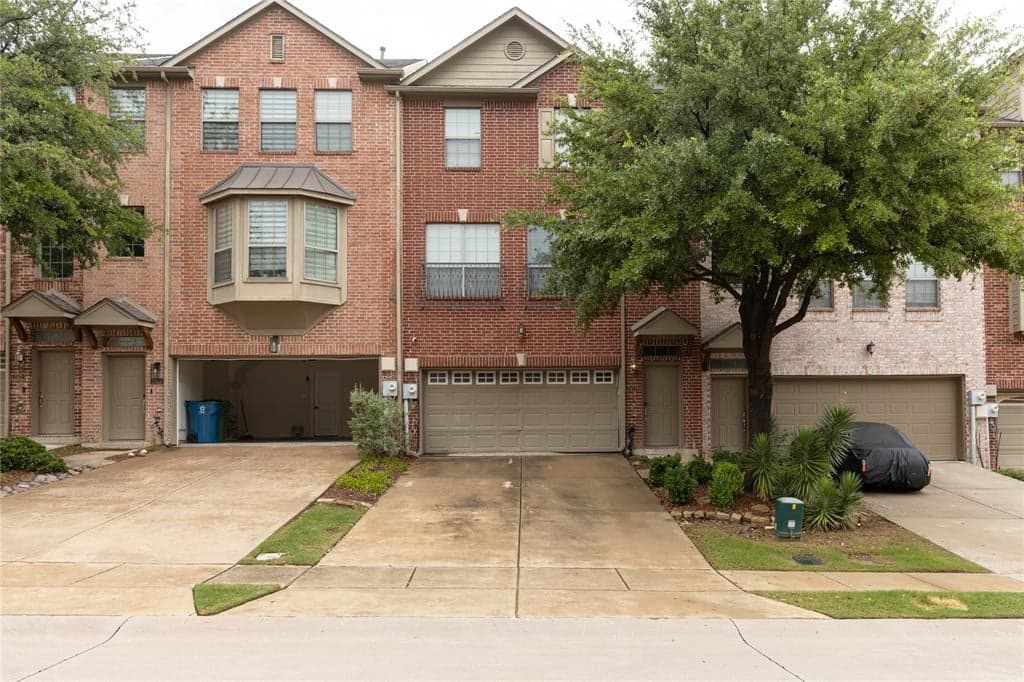 2529 Jacobson Dr