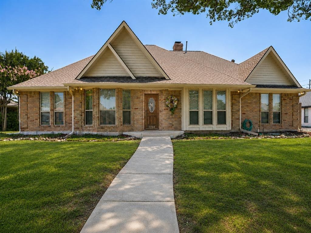 1548 Bamburgh Dr