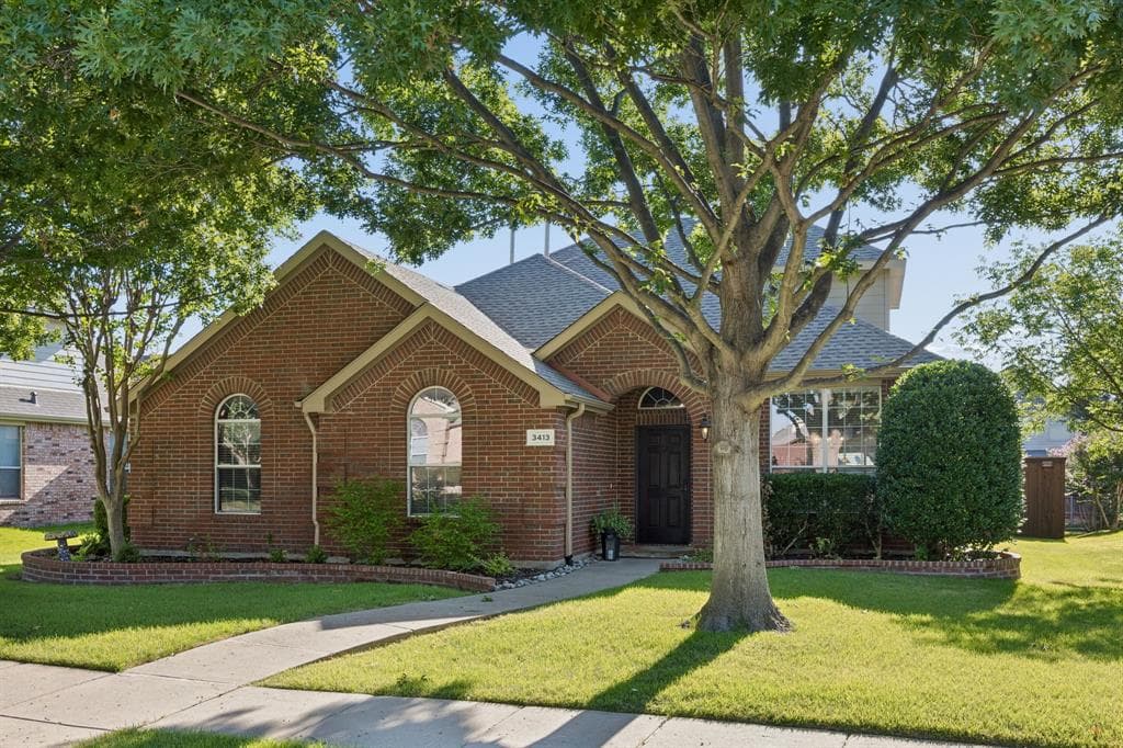 3413 Sugar Pine Dr