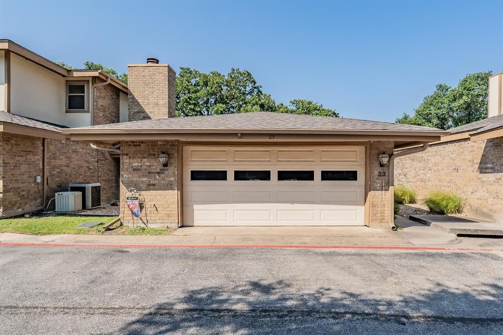 23 Park Ln