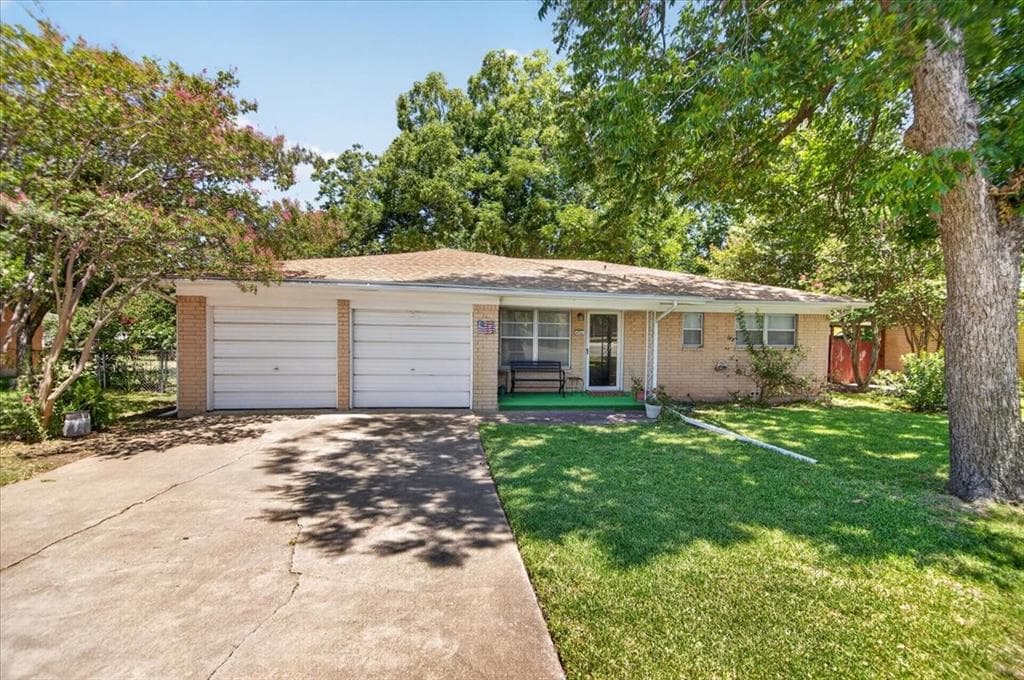 307 Estates Dr