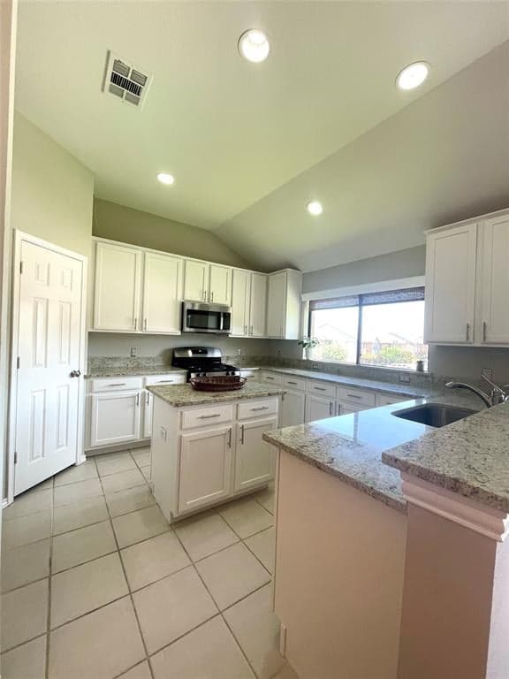 1988 Signal Ridge Pl