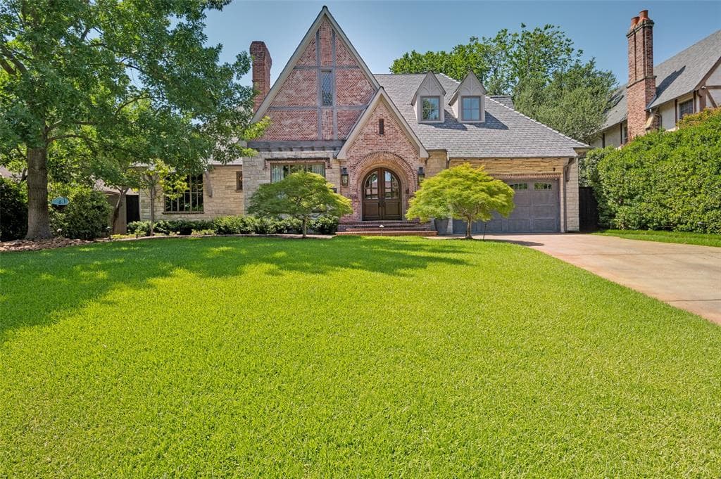 5638 Greenbrier Dr