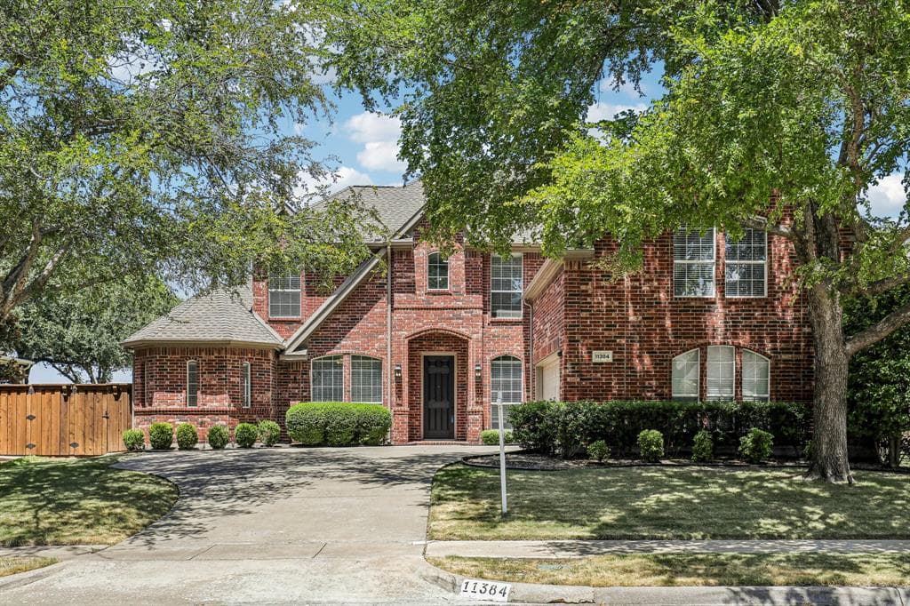 11384 Eaglebend Ln