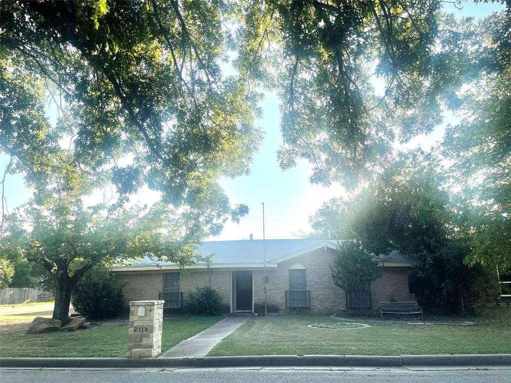 2110 Se 25th Ave