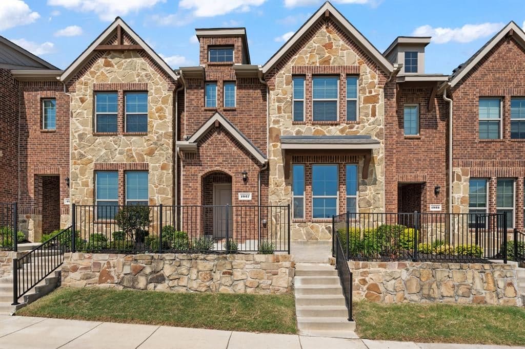 1937 Buffalo Hill Dr