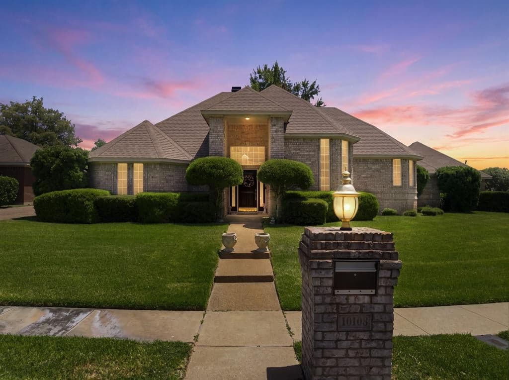 10108 Polo Park Cir