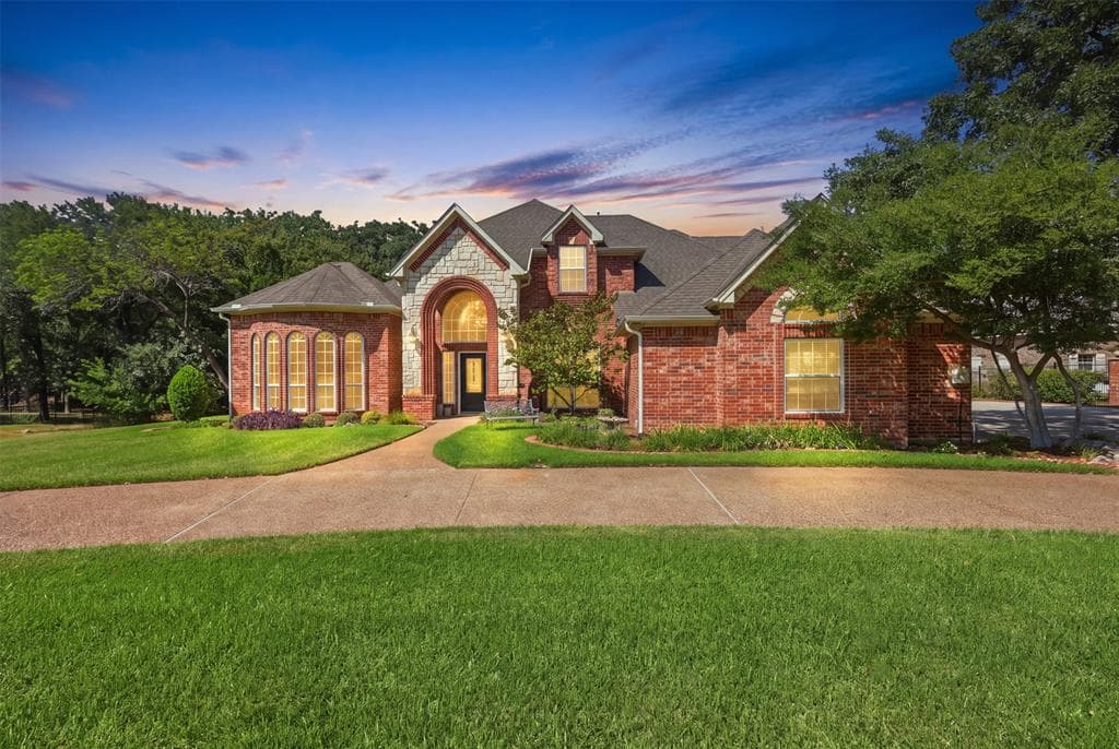 4005 Brooks Ct