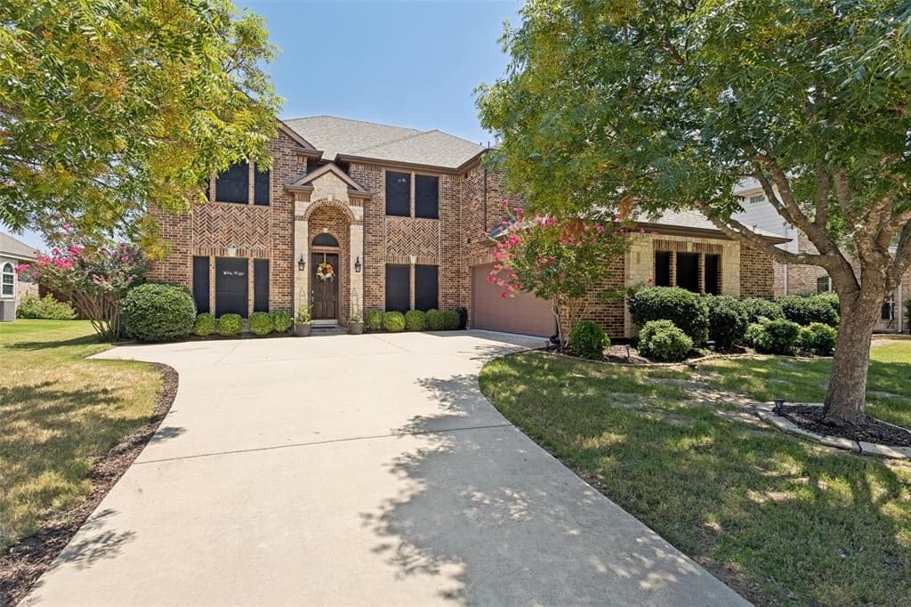 3806 Harlan Dr