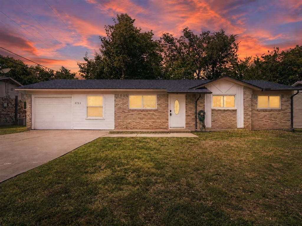 5733 Hanson Dr