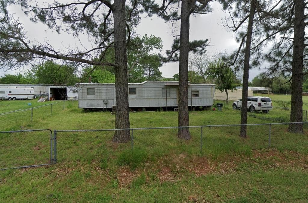 405 Sunset Dr