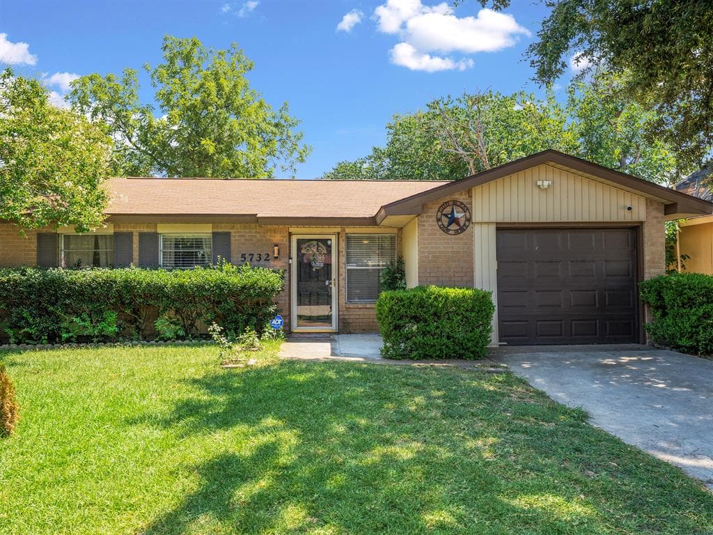 5732 Bonner Dr